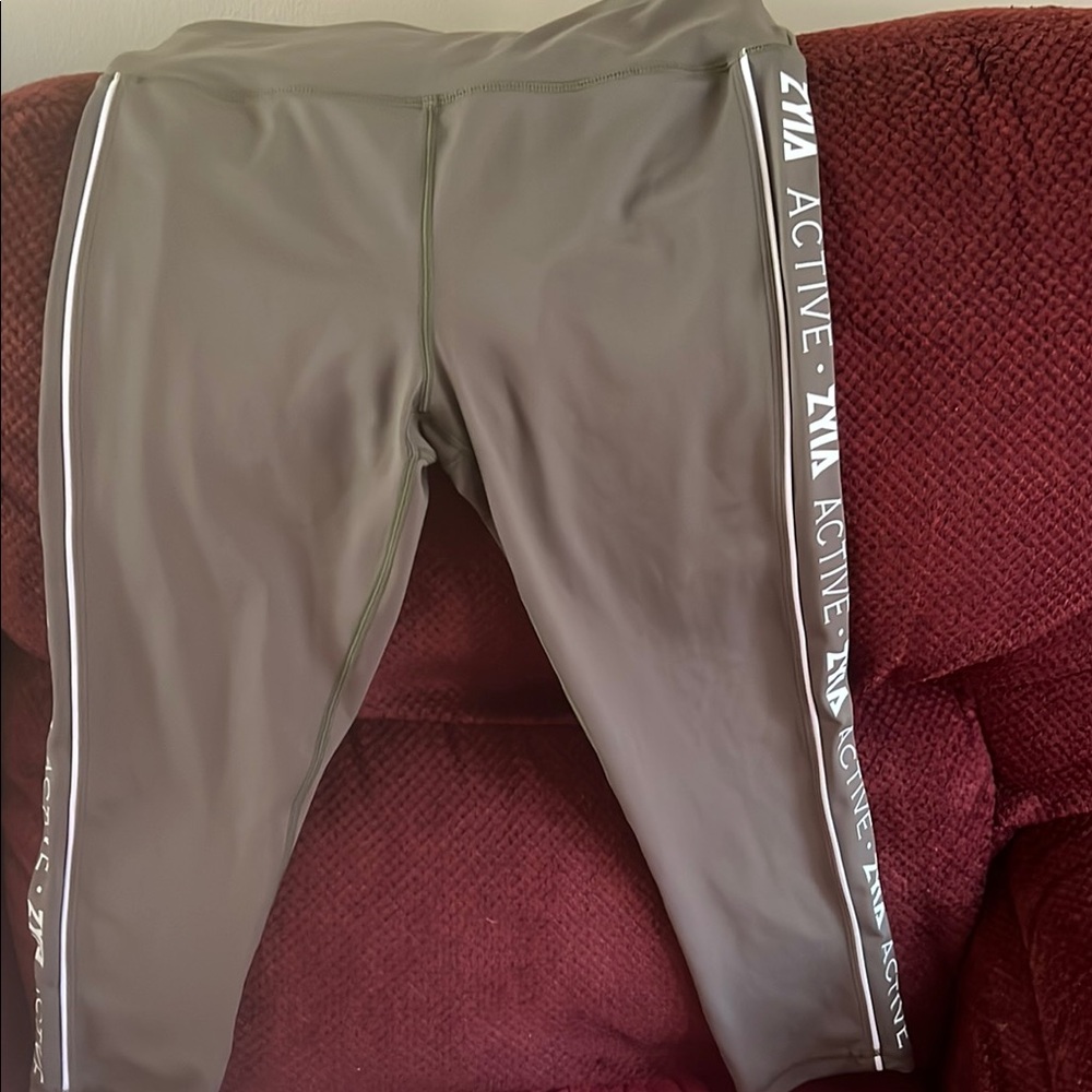 ZYIA Olive Green Active Leggings